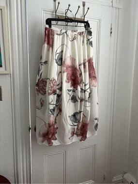 COS Cream Midi Skirt with Dusty Rose Floral Print